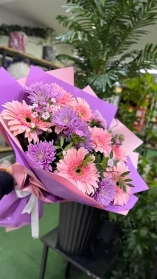 Pembe Gerbera ve Mor Krizantem Buketi