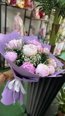 Pembe Şakayık Buketi